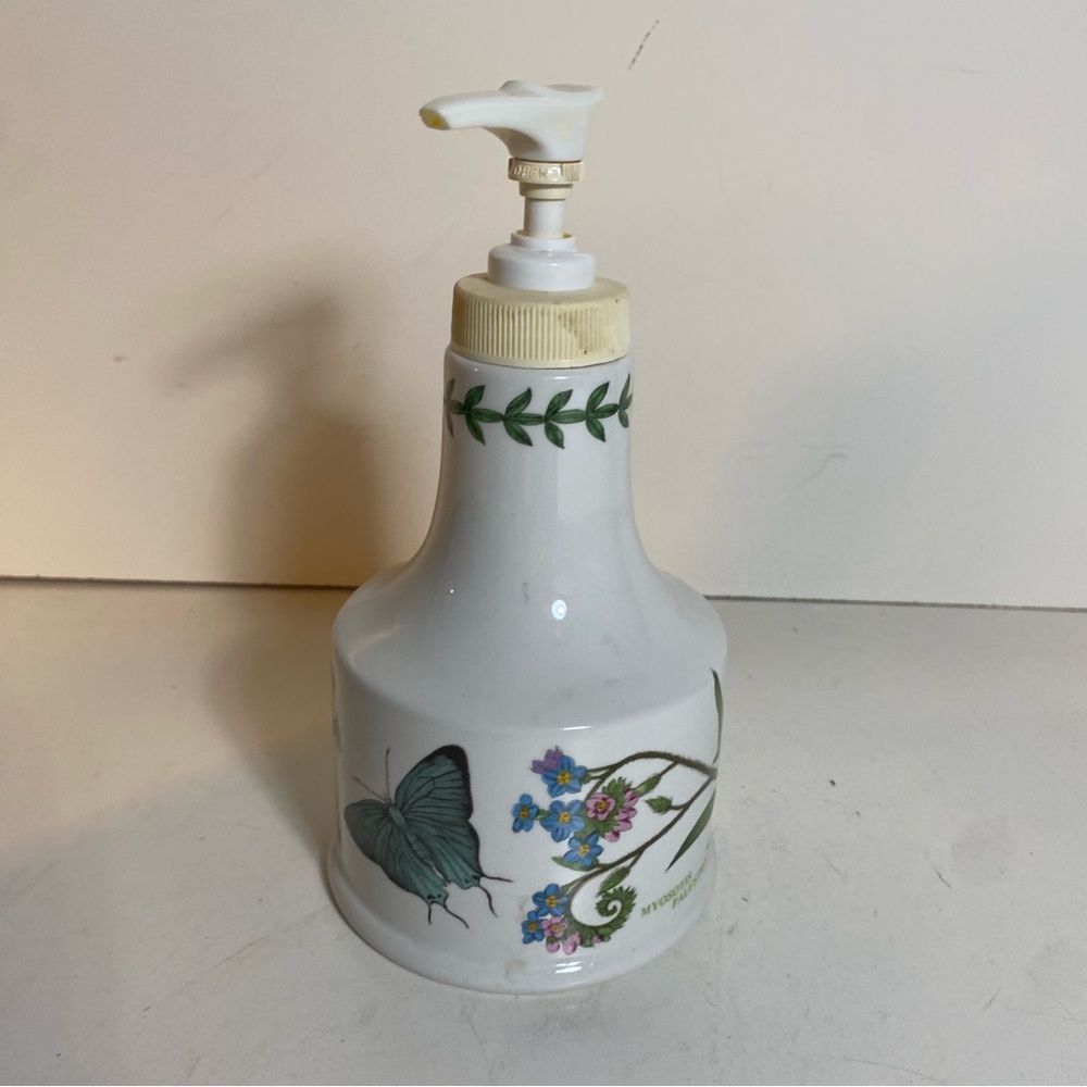 Discontinued Portmeirion Botanic Garden Forget-Me-Not Lotion Soap Dispenser